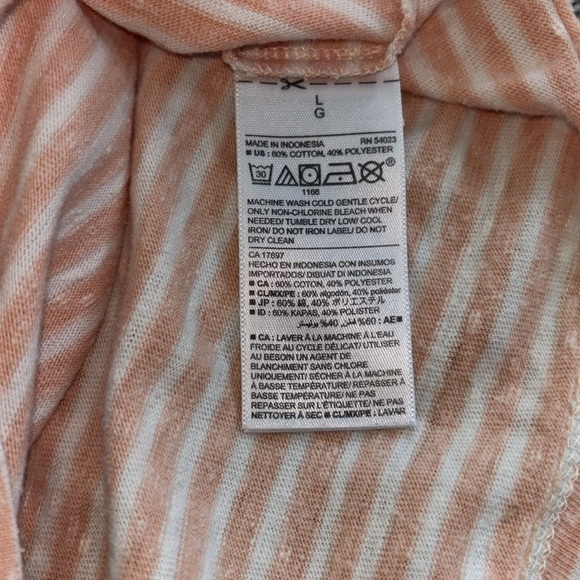 2 Old Navy men’s shortsleeve large shirt. Orange/white and blue/white stripe. - Picture 5 of 5